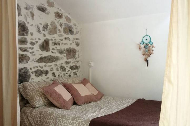 Gîte pour 4 personnes, avec jardin à Reilhanette - 3