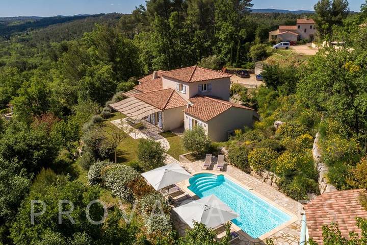 Villa pour 12 personnes, avec piscine et balcon/terrasse à Fayence - 3