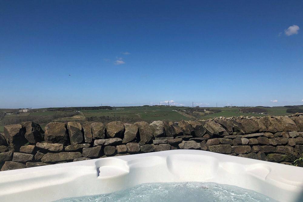 1 bedroom accommodation in Quernmore, near Lancaster in Lancashire