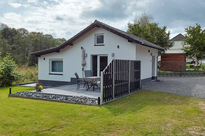 Ferienhaus für 3 Personen, mit Terrasse in Windeck