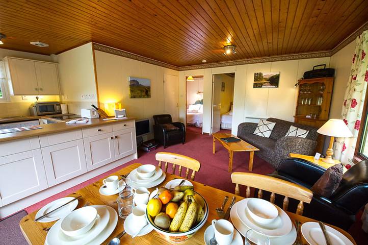 Chalet für 4 Personen mit Balkon in Stirling und Umgebung