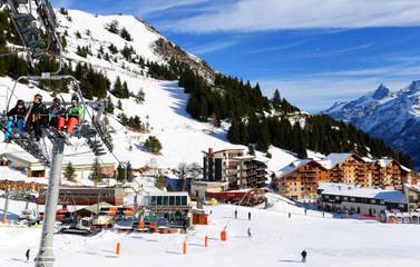 Gîte pour 4 personnes, avec terrasse à Auris