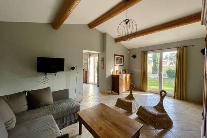 Nouveau "Villa Nova" in Cornillon-Confoux, Côte méditerranéenne (France)