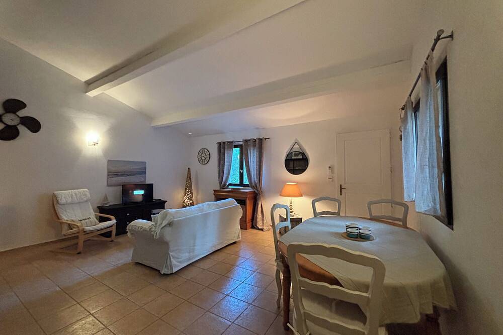 Gîte Camargue 63m², 4 pers. air-conditioned, Swimming pool, Mas de la Meunerie in Fontvieille in Fontvieille, Arles und Umgebung