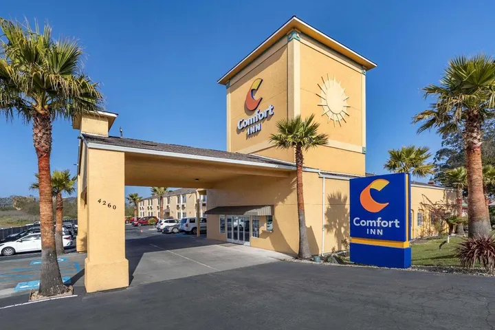 Hotel para 4 personas, con jacuzzi y piscina - 1