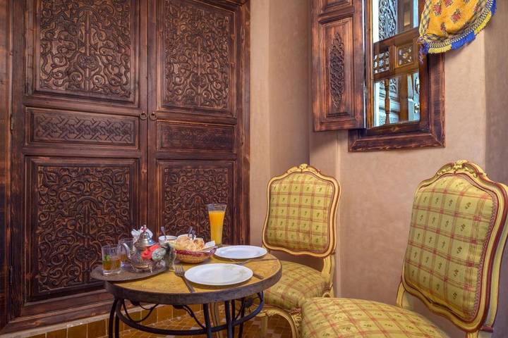 Villa pour 21 personnes, avec sauna et jardin ainsi que vue et piscine, animaux acceptés au Maroc