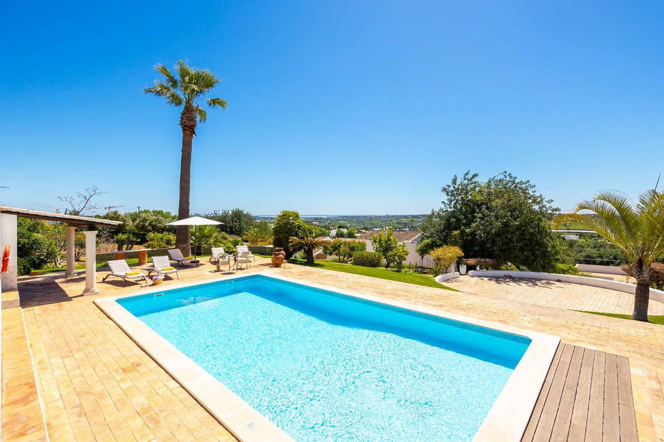 Villa para 10 pessoas com jardim in Moncarapacho, Ria Formosa