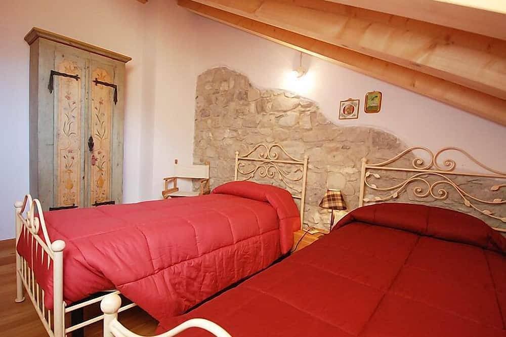 Ganze Wohnung, Albergo Diffuso - Cjasa Ustin in Barcis, Südliche Karnische Alpen