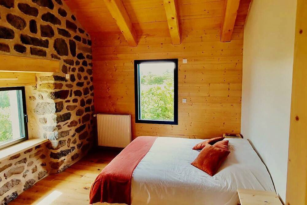Ferme restaurée à 1200 m au cœur des Prés Hauts du Mezenc in Saint-Front, Mézenc