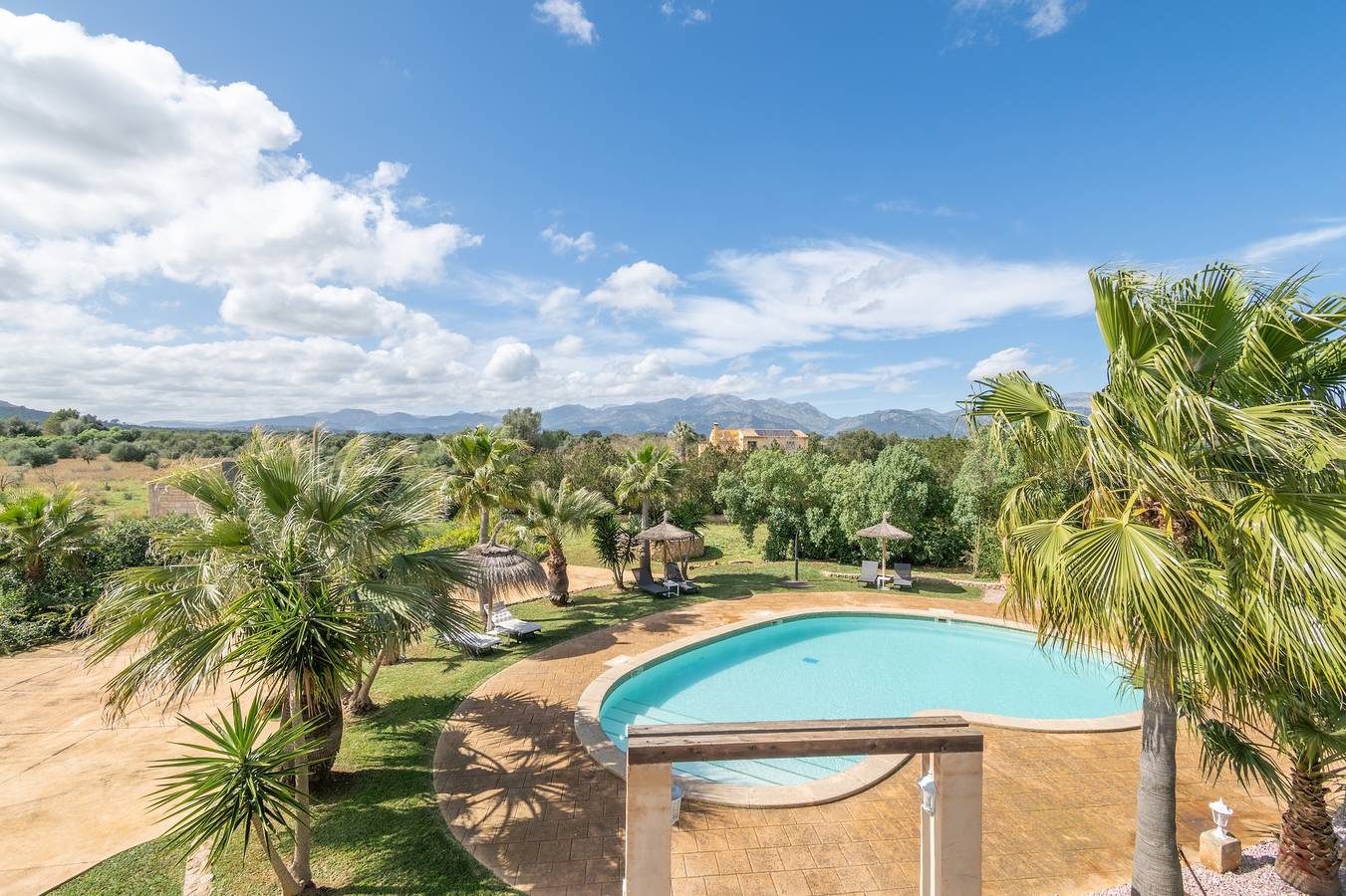 Villa 'Finca Aria - Wonderful' with Mountain View, Private Pool and Wi-Fi in Búger, Majorca Center