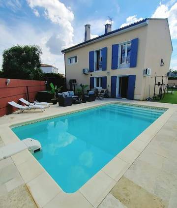 Gîte pour 3 personnes, avec jardin ainsi que vue et piscine à Morières-lès-Avignon