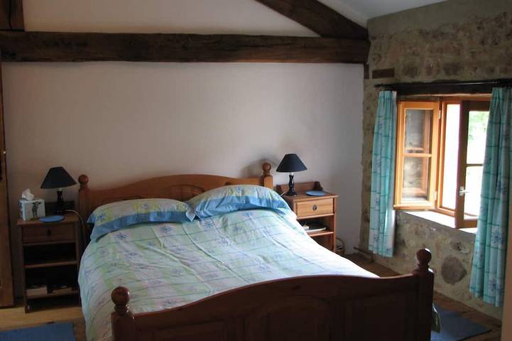 Location de vacances pour 4 personnes, avec jardin, animaux acceptés à Pressignac - 2