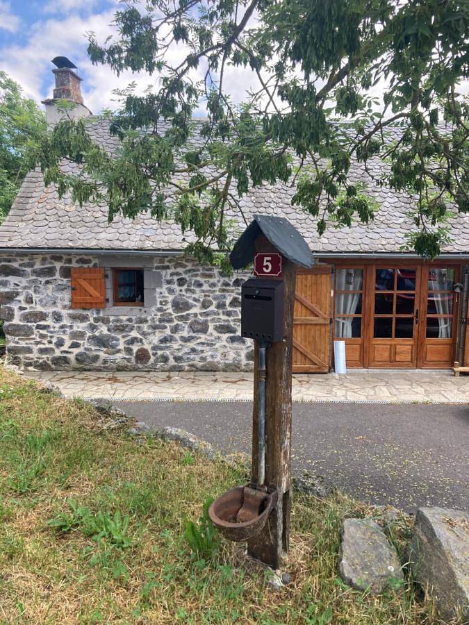 Three-Bedroom House in Allanche, Région de Saint-Flour