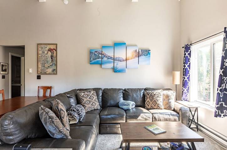 Ferienwohnung für 8 Personen, mit Pool und Balkon sowie Whirlpool - 1