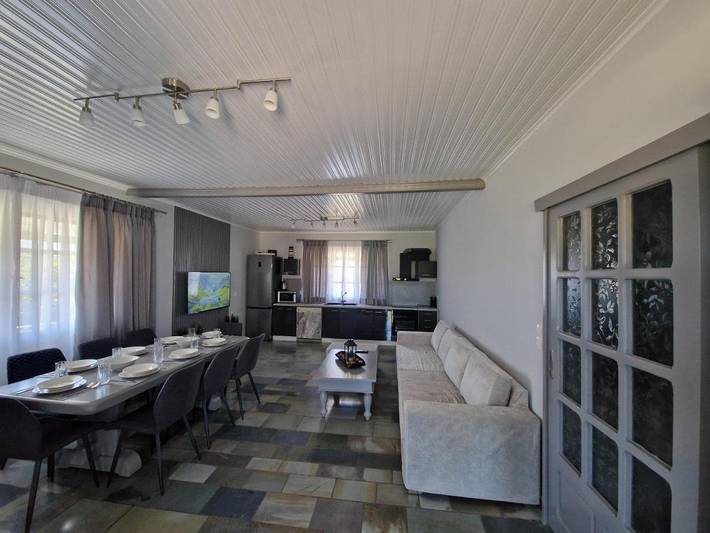 Location de vacances pour 8 personnes, avec jardin ainsi que vue sur le lac et vue à Porto Heli - 3