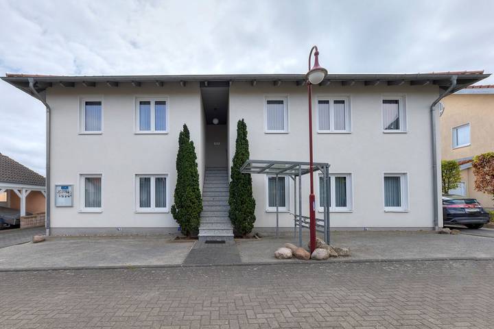 Ganze Wohnung, Ferienwohnung Am Sonnengarten, Whg. 2 mit Terrasse in Heringsdorf in Drei Kaiserbäder, Heringsdorf