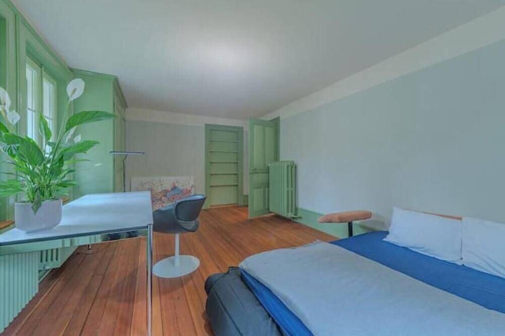 Ganze Wohnung, Zentrumsnahes, stilvolles Bijou in Bern mit Garten in Niederbottigen, Bern