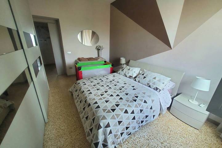 Entire apartment, New and comfortable apartment with a splendid view of the Royal Palace of Caserta in Caserta, Caserta Province
