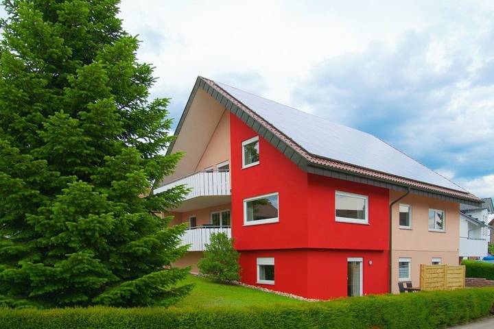 Ferienwohnung für 4 Personen, mit Balkon und Terrasse sowie Garten und Sauna in Freudenstadt