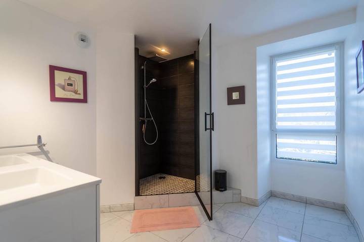 Location de vacances pour 6 personnes, avec jardin à Saint-Nolff