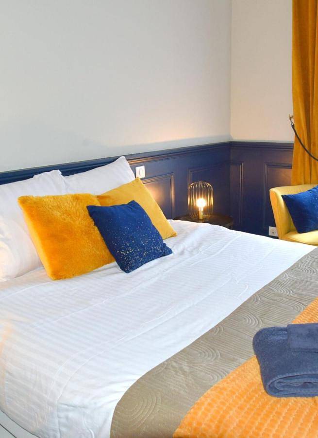 Chambre d’hôte pour 3 personnes, avec Terrasse et Jardin