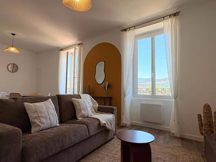Gîte pour 4 personnes, avec Vue dans Montalieu-Vercieu