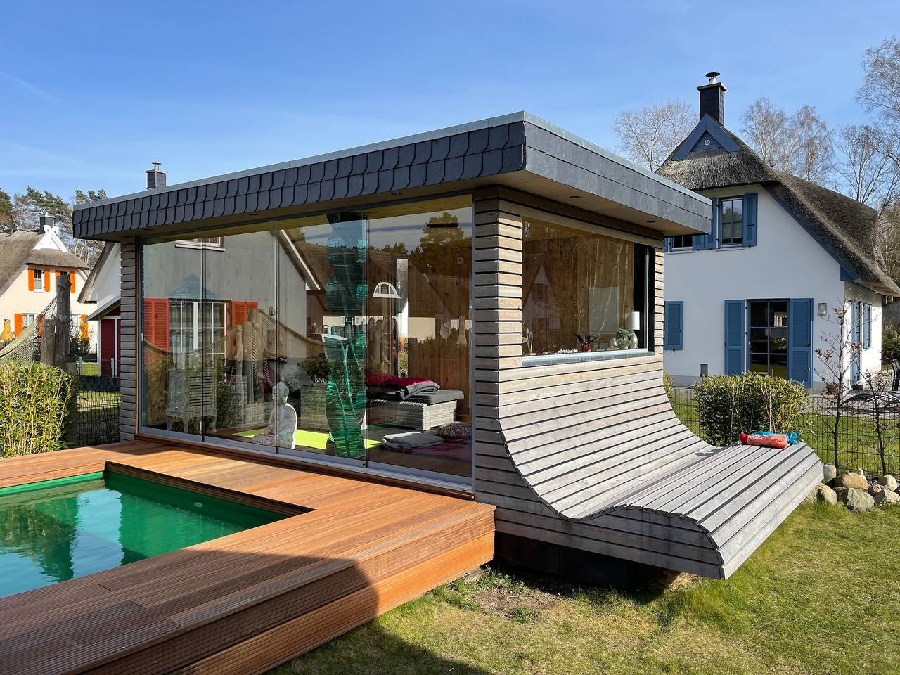 Traum Reethaus am Meer &ndash; mit Pool, Sauna & Yoga in Ostseebad Glowe, Glowe