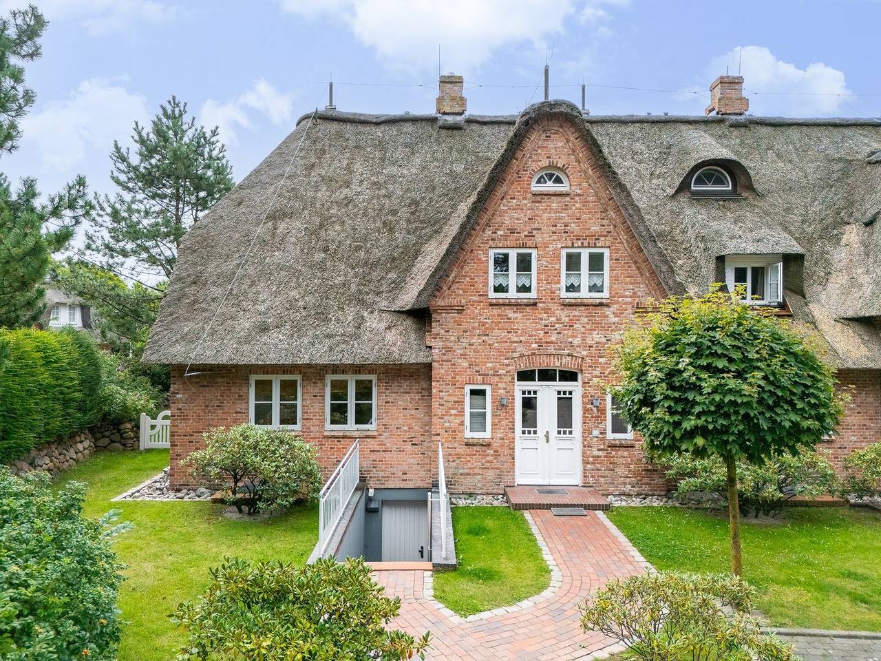 Ihr Urlaubsdomizil unter Reet - in historischen Dorfkern von St. Peter-Dorf in St. Peter-Ording, Eiderstedt