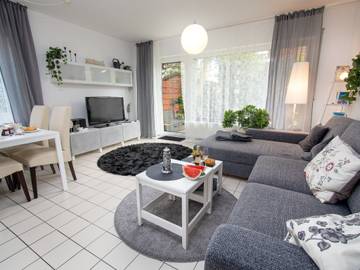 Ferienwohnung für 2 Personen, mit Terrasse und Garten in Norddeich