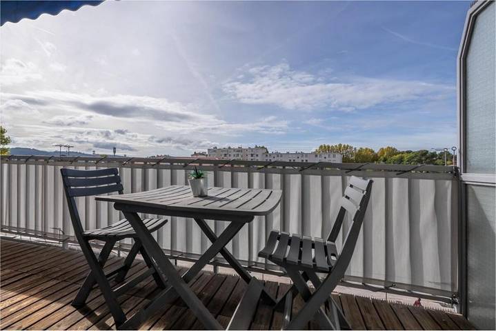 Gîte pour 6 personnes, avec balcon dans Gare D Aix En Provence Ville - 4