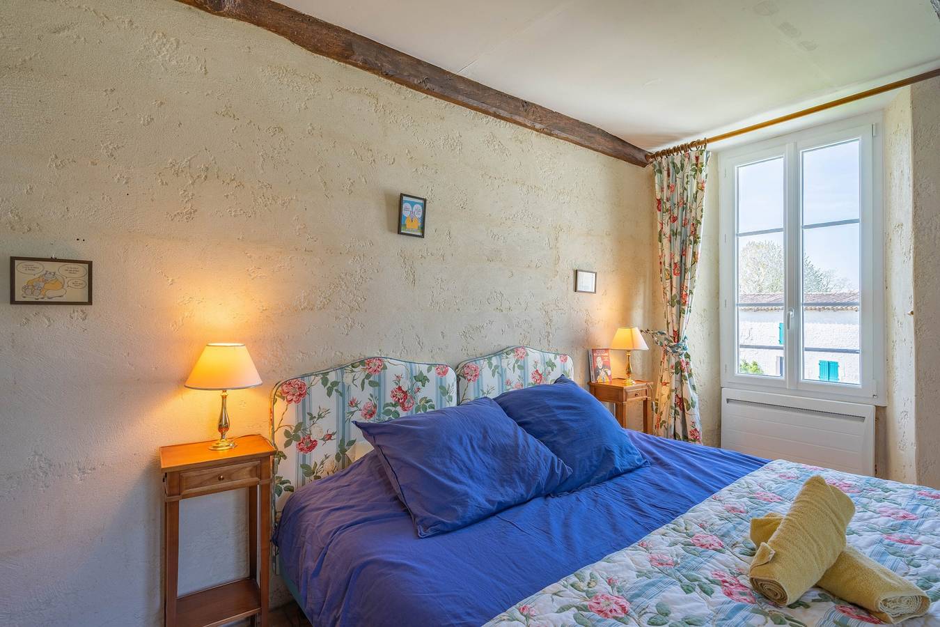 Guest Room “Chambre Geluck” with Shared Pool, Communal Terrace and Wi-Fi in Chenac-Saint-Seurin-d'Uzet, Saintes region