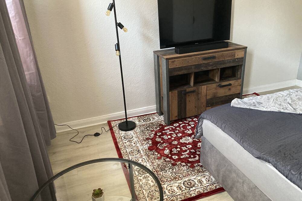 Ganze Wohnung, Einzelzimmer für 1 Gast mit 16m² in Hagen in Haspe, Hagen