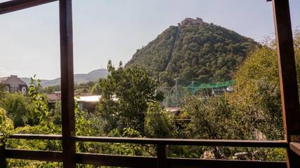 Gîte pour 4 personnes, avec jardin et terrasse dans Deva (Roumanie)