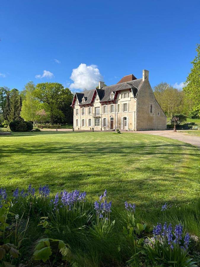 Location de vacances pour 6 personnes, avec jardin dans Damblainville