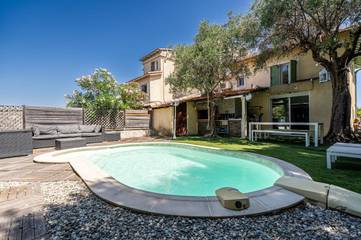 Villa für 7 Personen, mit Pool und Garten in Nizza