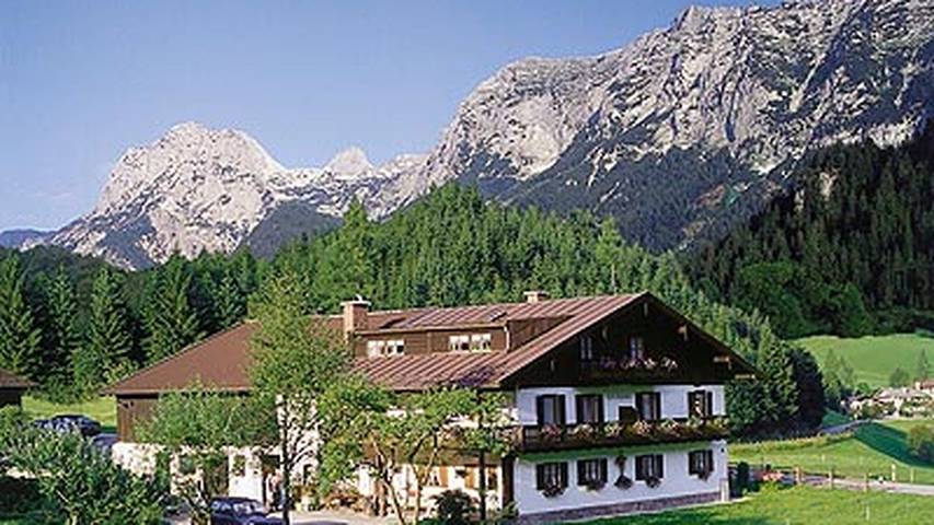 Ferienwohnung für 2 Personen, mit Balkon und Garten, kinderfreundlich am Hintersee