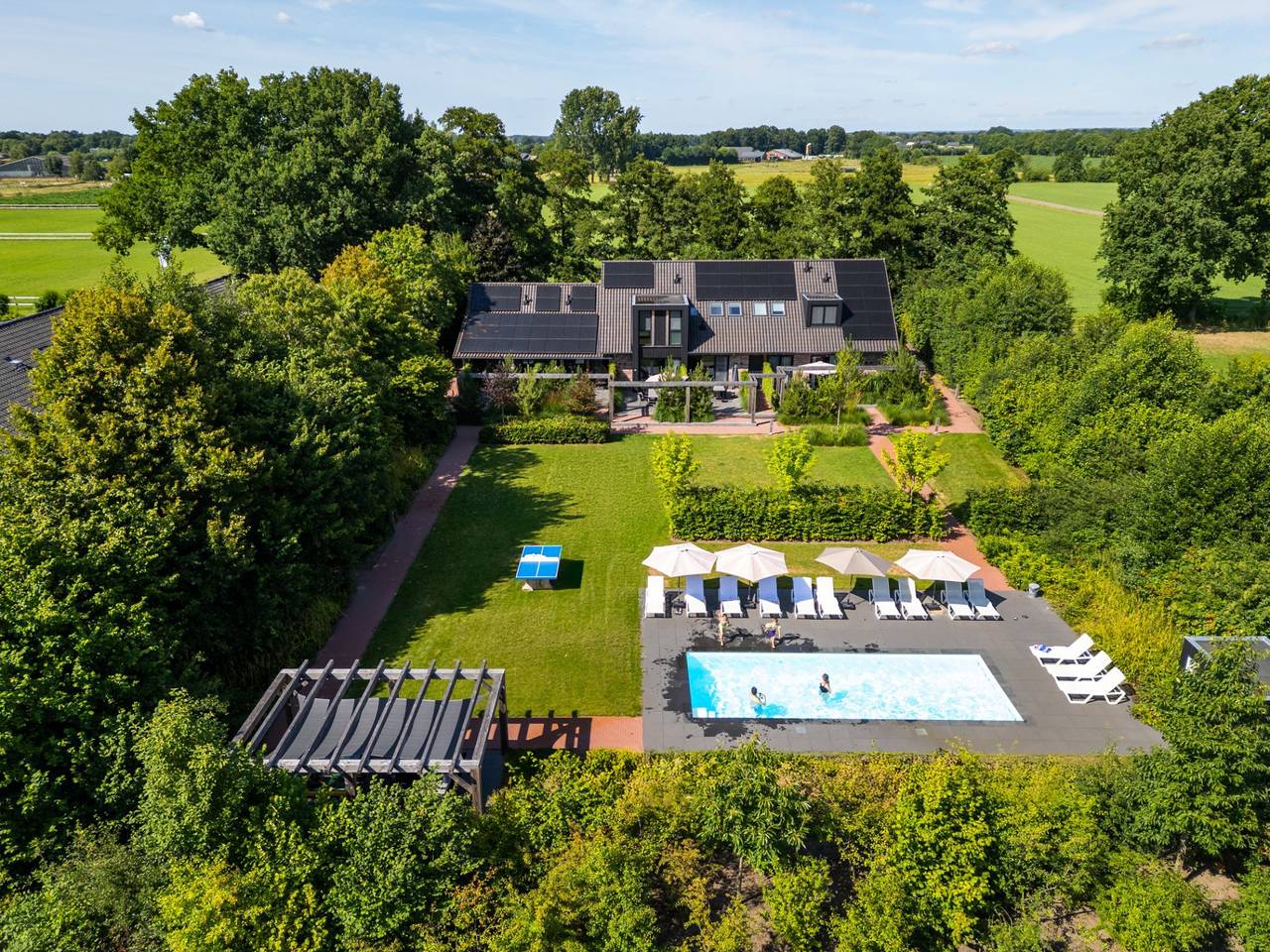 Landgoed Oud Beekdal — Boerderij Hoeve met privé zwembad  | 18 personen in Hoge Veluwe
