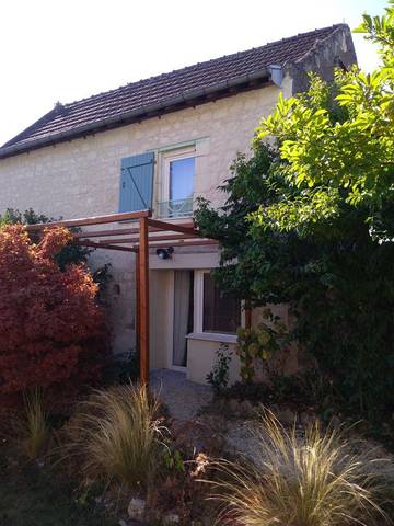 Gîte pour 4 personnes, avec jardin à Chinon