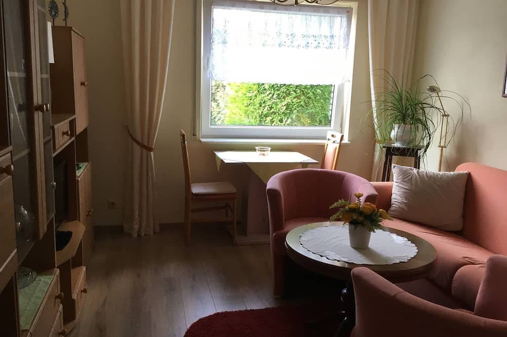 Ganze Wohnung, Ferienwohnung an der Müritz 2 (Kleinere Woh.) - Ferienwohnung  2 Erdgeschoss in Bollewick, Müritz
