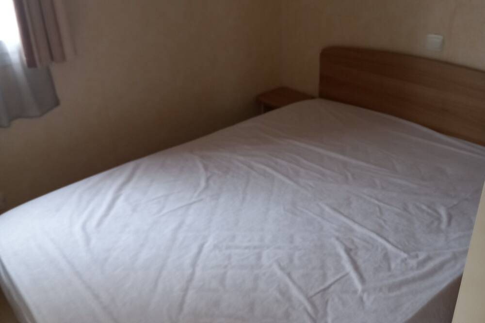 Large 3-Bedroom Mobile Home For Rent In La Cotiniere, Île D'Oléron in Châteauponsac, Bellac und Umgebung