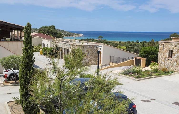 Gîte pour 8 personnes, avec jardin à Belgodère - 3