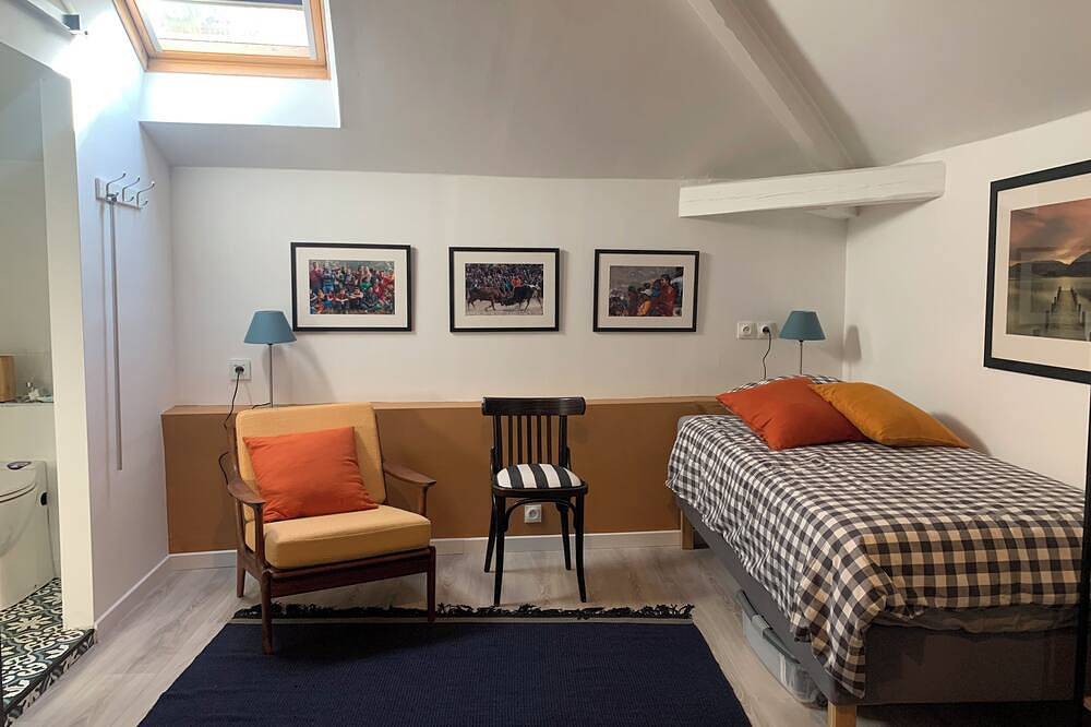 Apartamento entero, Artist's Loft 2-bedroom 2-bathroom, sunny and calm, with Ac in Joinville-le-Pont in Joinville-le-Pont, Valle del Marne