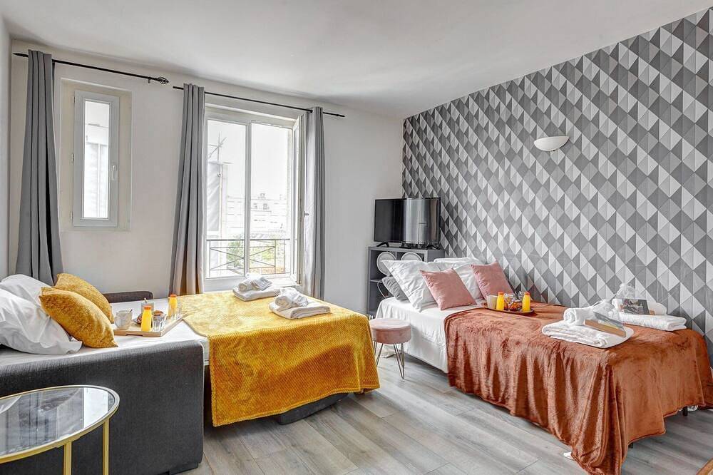 Entire apartment, Tbs 134 - Cozy Apartment in Bagnolet in Bagnolet, Seine-Saint-Denis