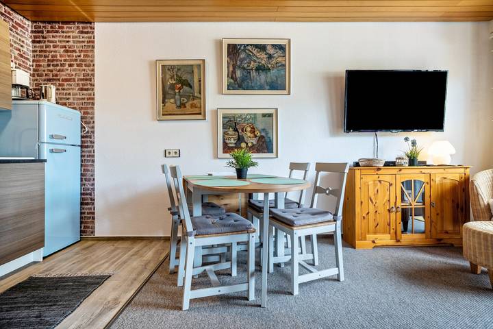 Ganze Wohnung, Ferienwohnung "Grundblick" mit Bergblick, Balkon und Wlan in Bad Grund, Harzvorland