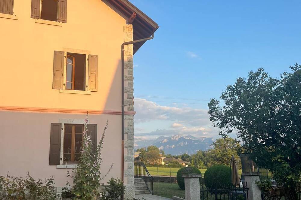 Maison familiale avec piscine idéalement placée entre la Suisse et le Mont-Blanc in Nangy, Région de Saint-Julien-en-Genevois