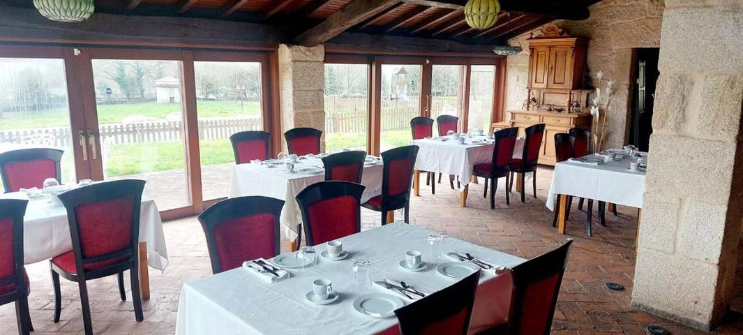 Casa rural para 4 personas, con jardín y piscina además de vistas y terraza en Provincia de Orense - 3