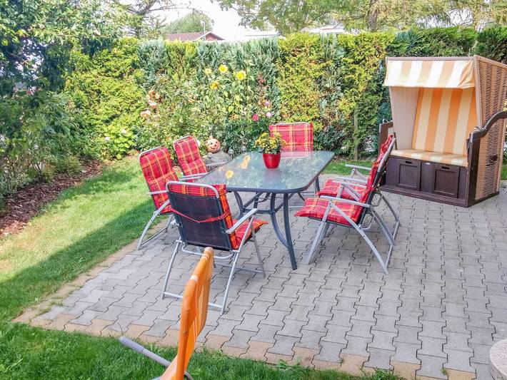Ferienhaus für 7 Personen, mit Terrasse und Garten sowie Seeblick und Sauna, kinderfreundlich in Saal - 4