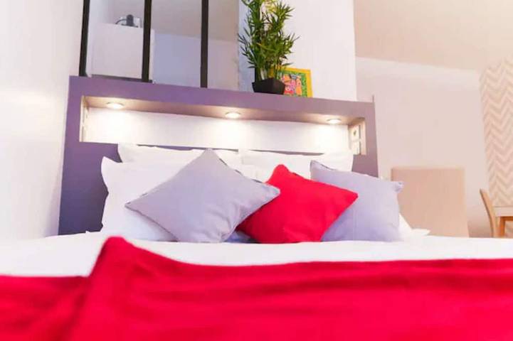 Apartamento entero, Studio Premium Toulouse Zénith - Parking,  Métro et Netflix in Lardenne-Pradette-Basso Cambo (Toulouse), Toulouse