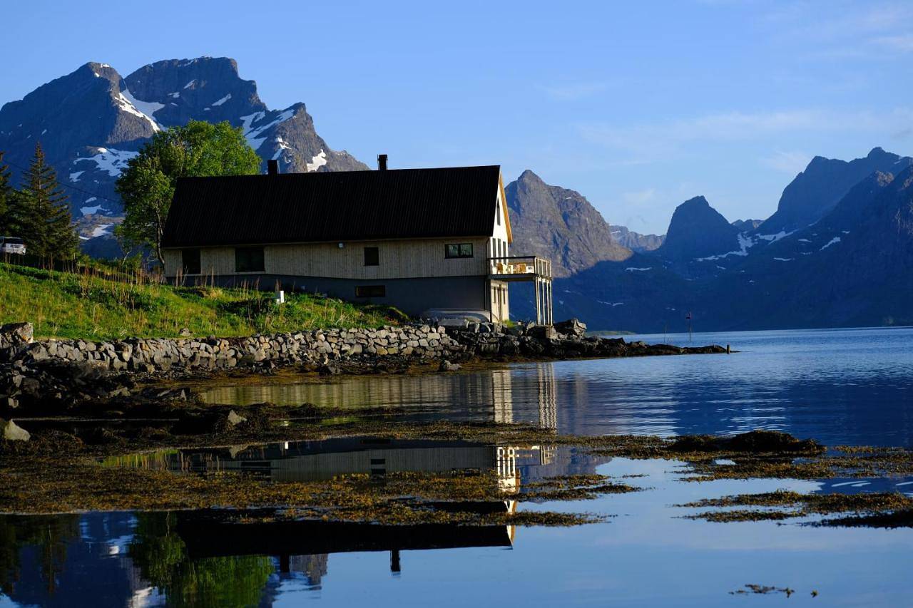 Three-Bedroom House in Flakstad