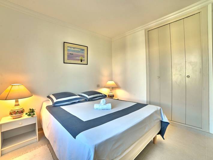 Location de vacances pour 9 personnes, avec terrasse et jardin à Saint-Denis-d'Oléron - 3